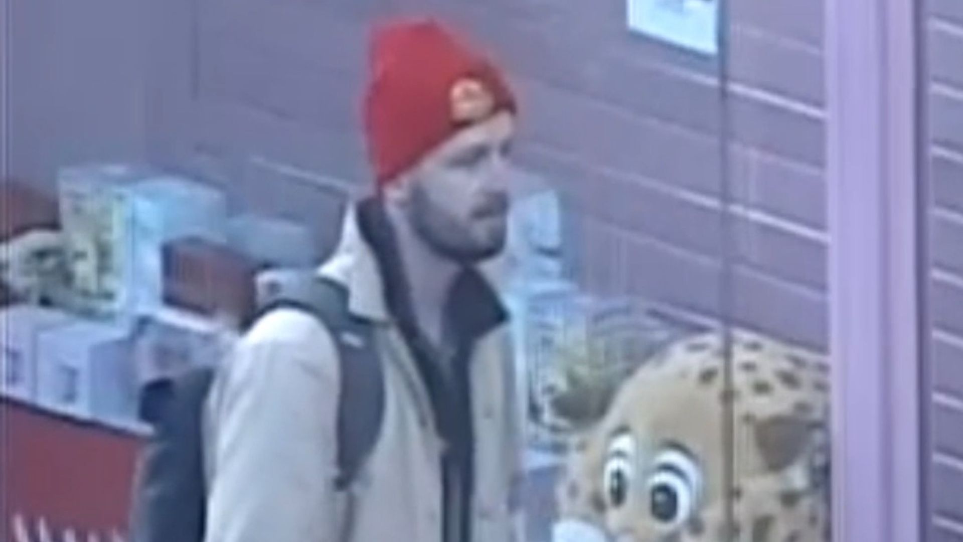 Police appeal for ‘heroic’ witness who stepped in to help three women in Camden
