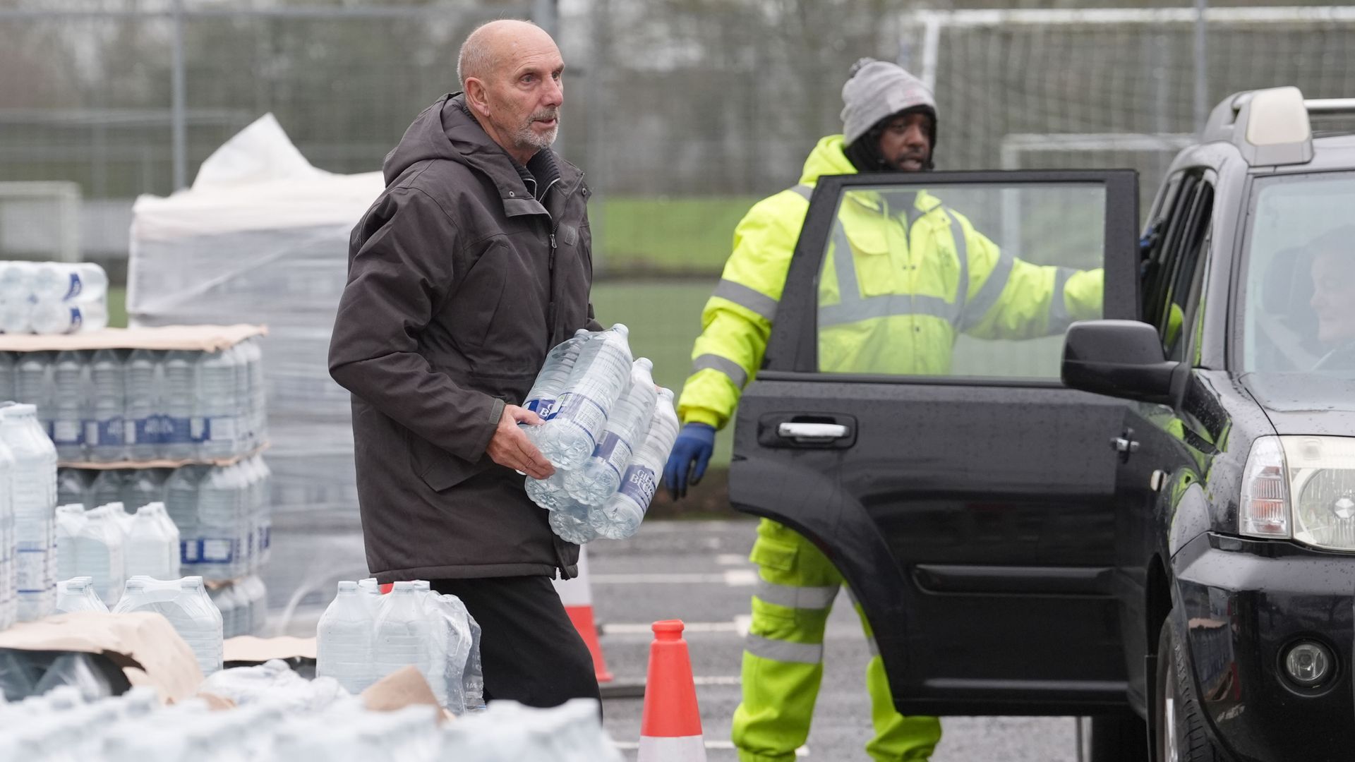 Thousands of properties still without water across South East England