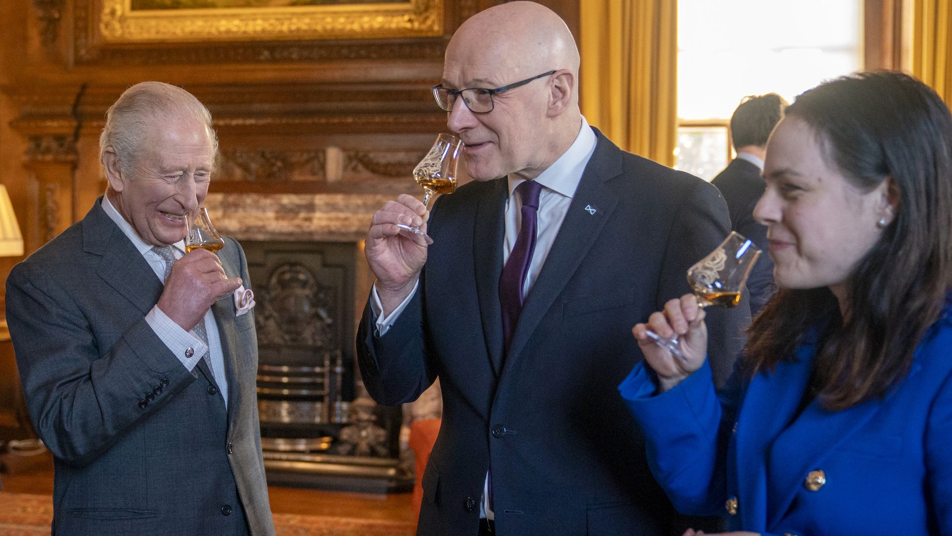 King shares dram with Scotland’s first minister