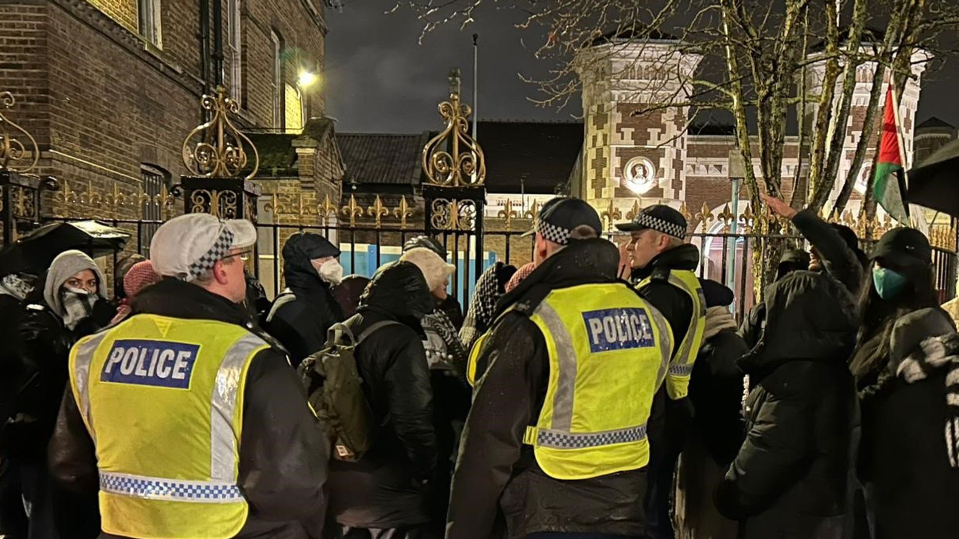 Arrests made after protesters breach prison grounds holding Palestine Action-linked activist