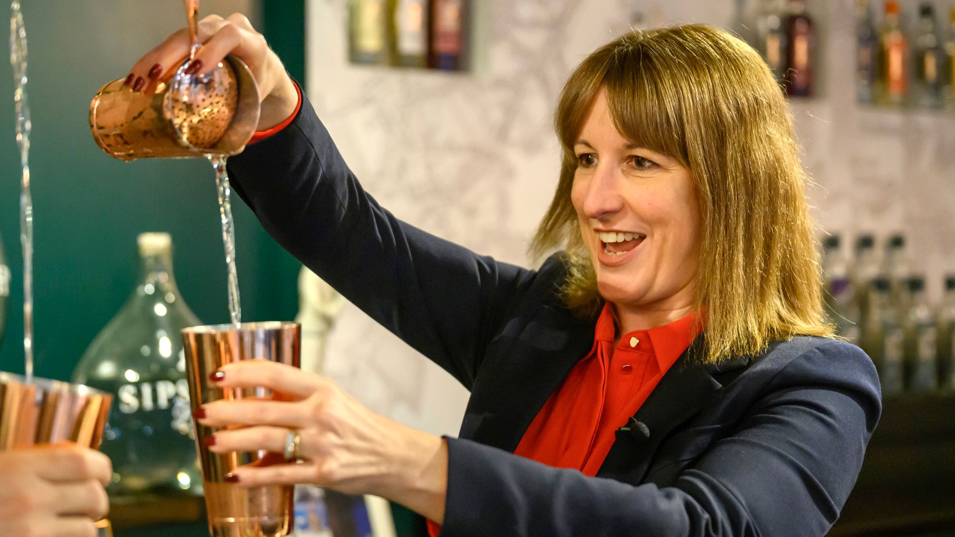 Pubs and music venues to be given business rates bailout after govt U-turn