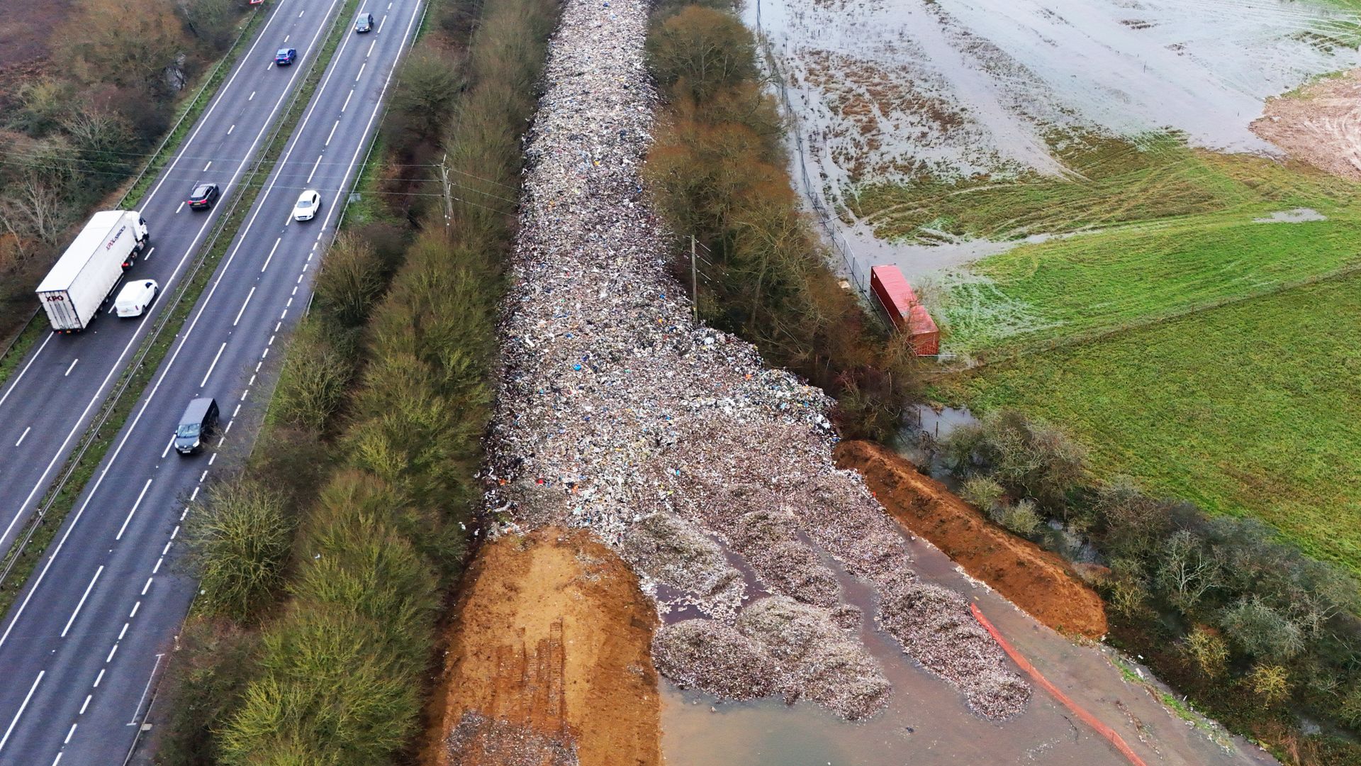 Fourth arrest made in connection with Kidlington rubbish dump