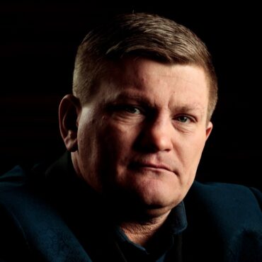 Unclear whether Ricky Hatton meant to take own life, coroner rules