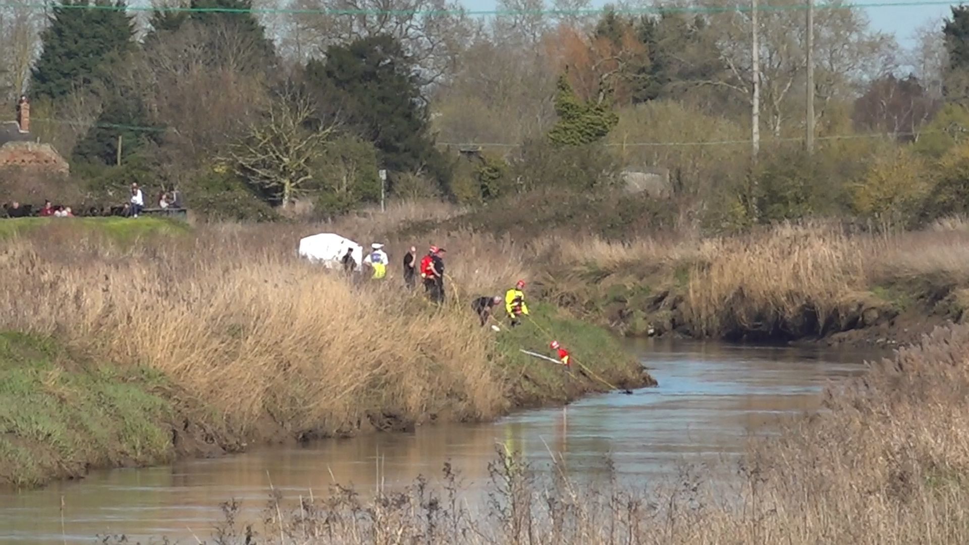 Girl’s body found after car carrying five teenagers crashes into river