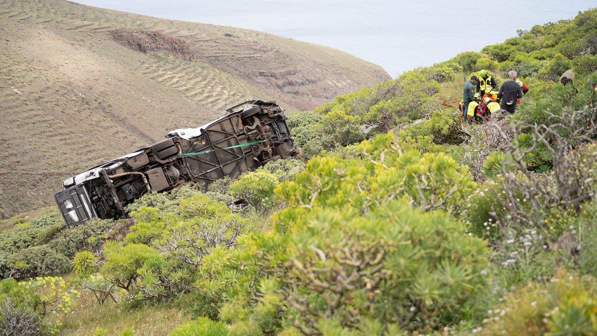 One dead and 27 injured after bus carrying UK tourists crashes in Canary Islands