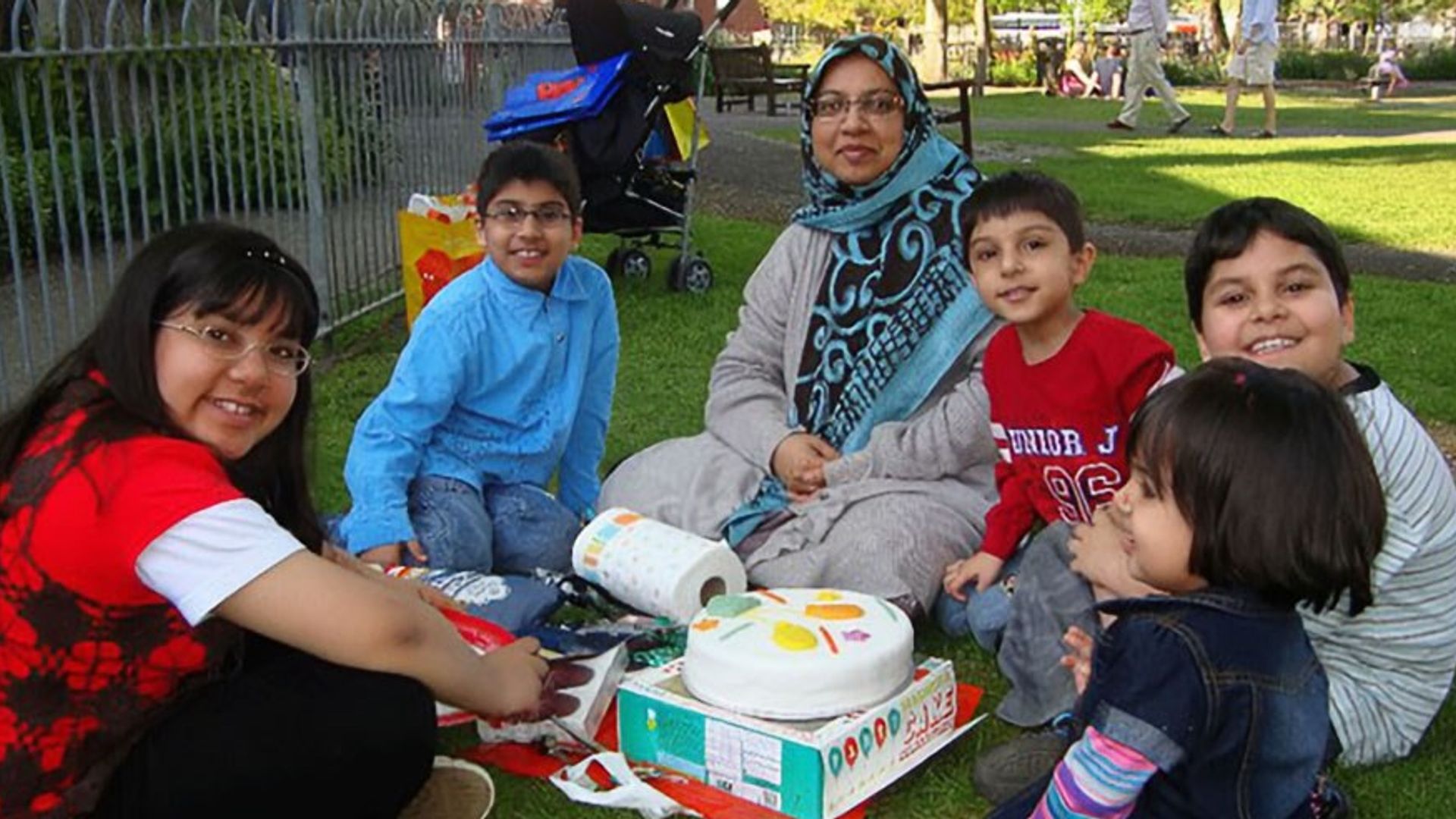 Police appeal for letter writer 13 years after mother and five children died in house fire