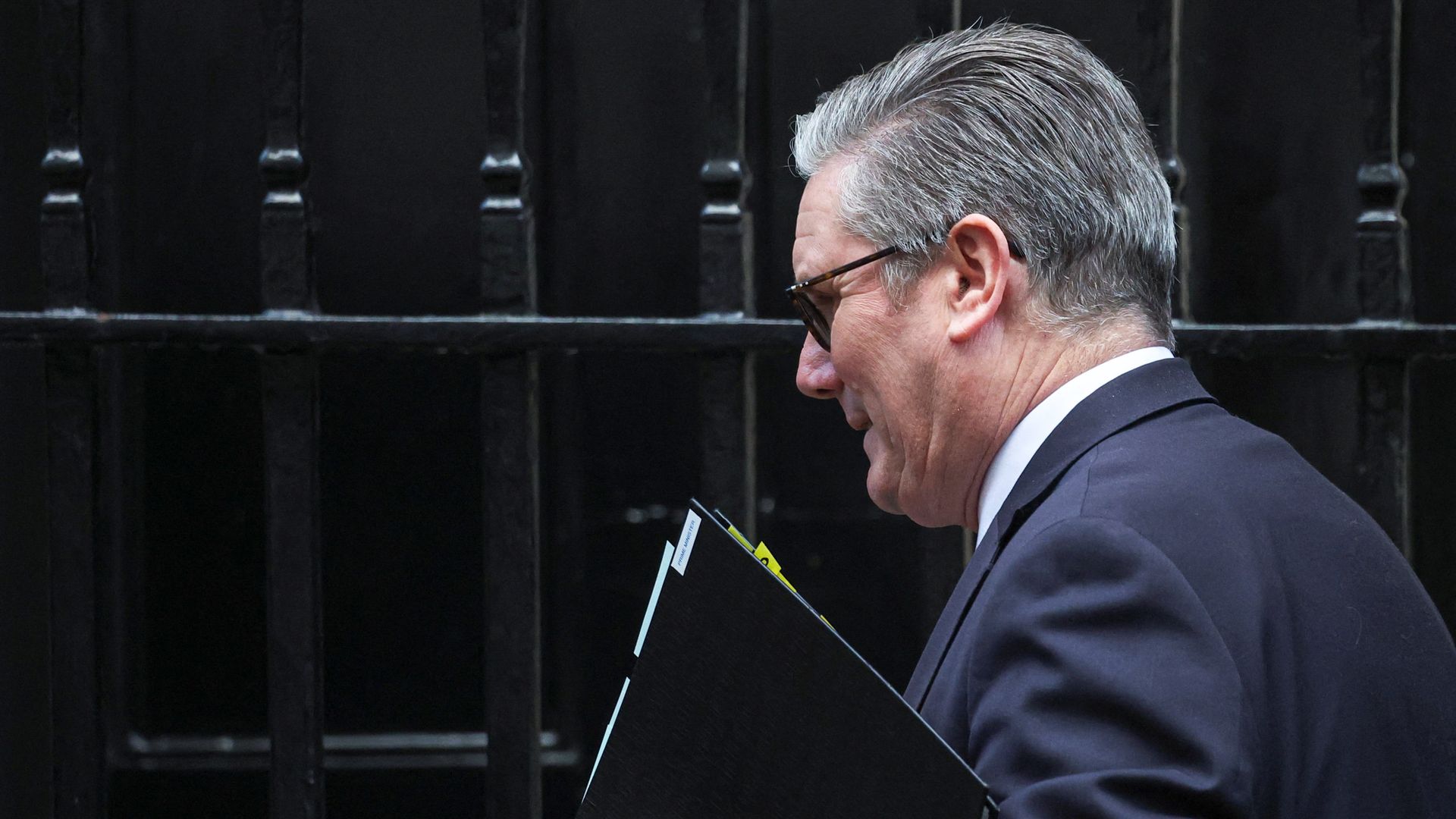Stage set for an almighty clash as Starmer’s critics look to finish him off