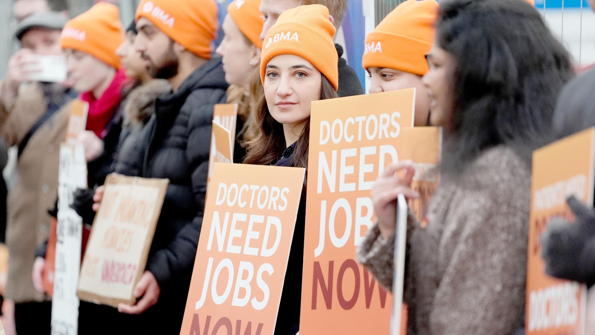 Resident doctors fail to meet Starmer’s deadline for deal