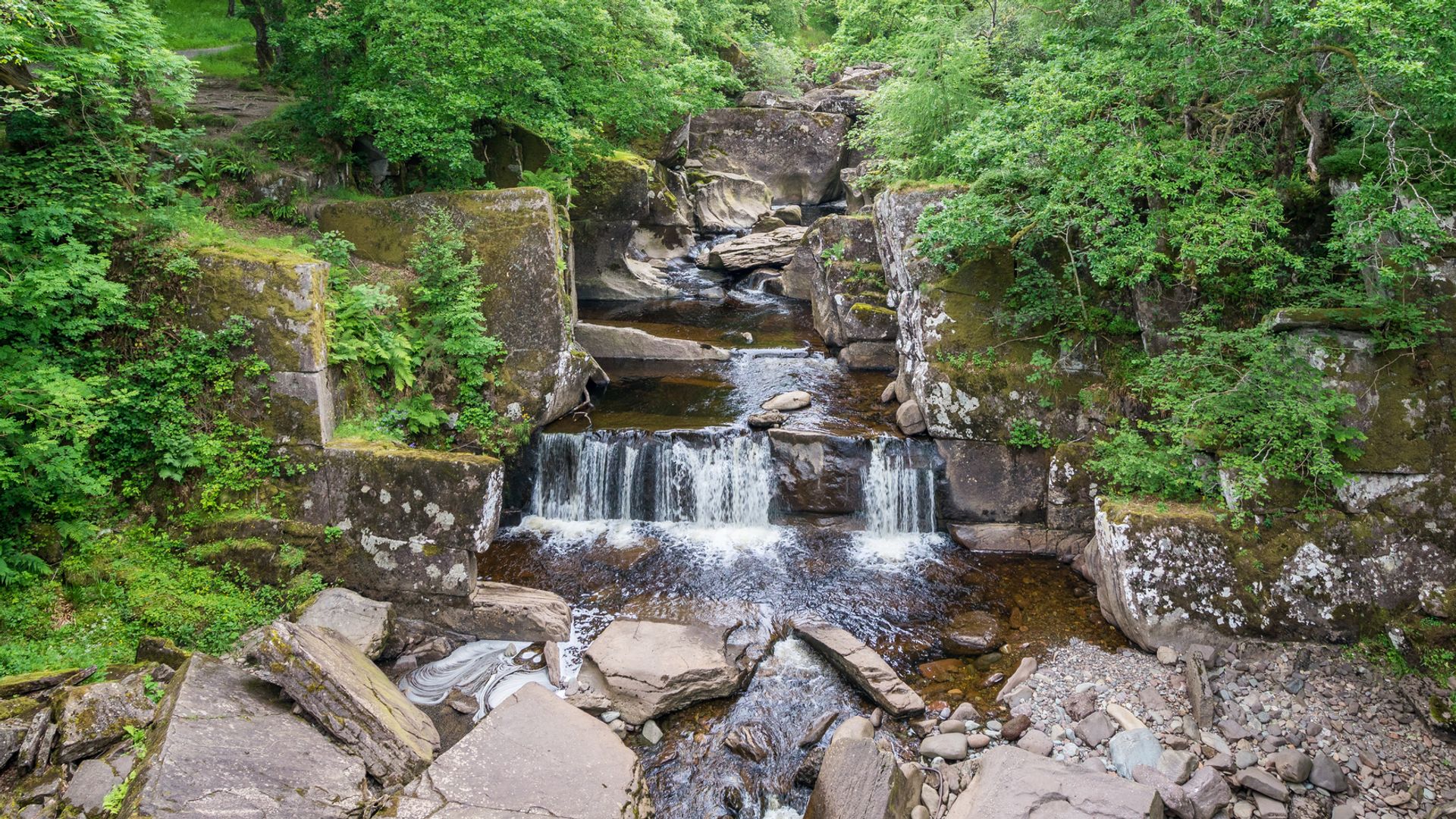 Body of teenage boy recovered as number of open water deaths during heatwave reaches 12