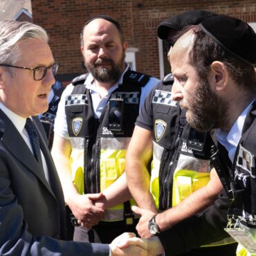 Attacks on British Jews ‘a crisis for all of us’, says PM
