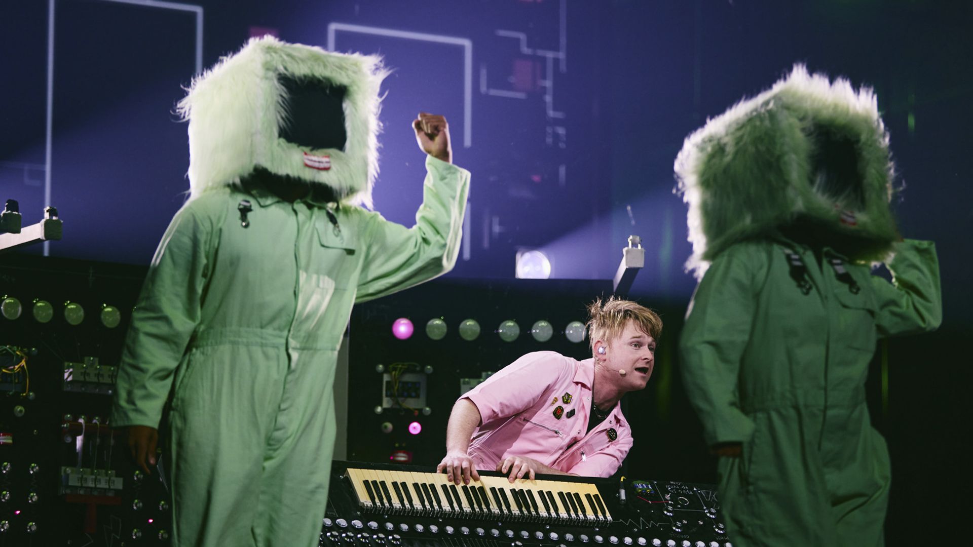 UK’s Eurovision act to feature special ‘mega synthesiser’