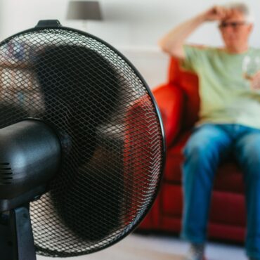 British grid operator calls for more power generation as temperatures soar