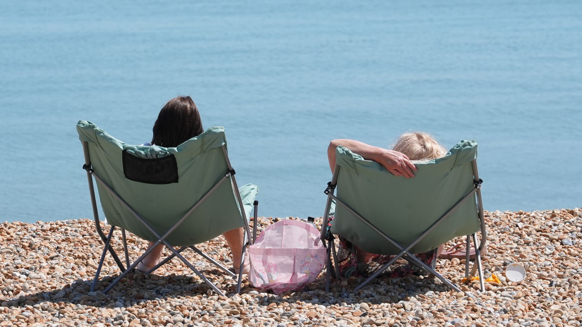 UK weather: Met Office forecasts increased likelihood of a hot summer