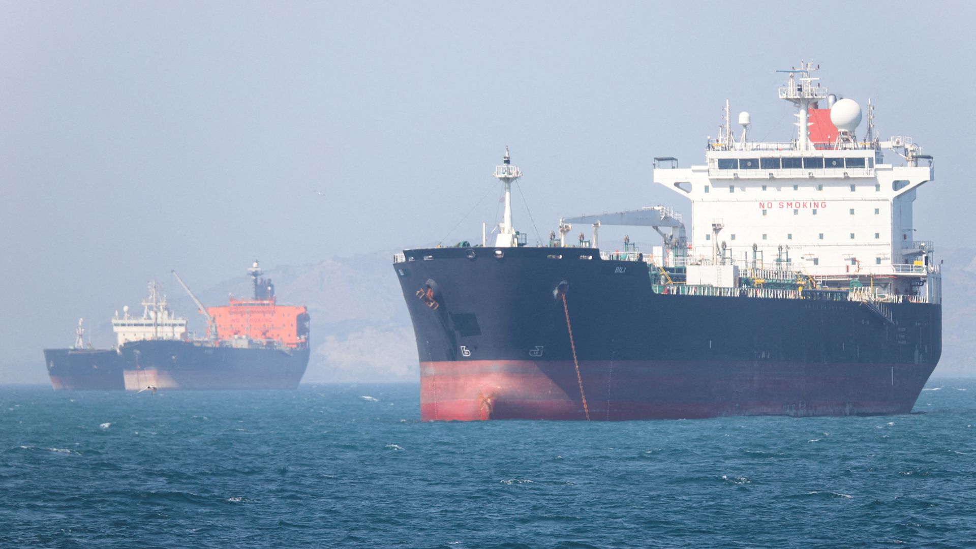 Cost of living hope as oil prices sink to pre-war levels