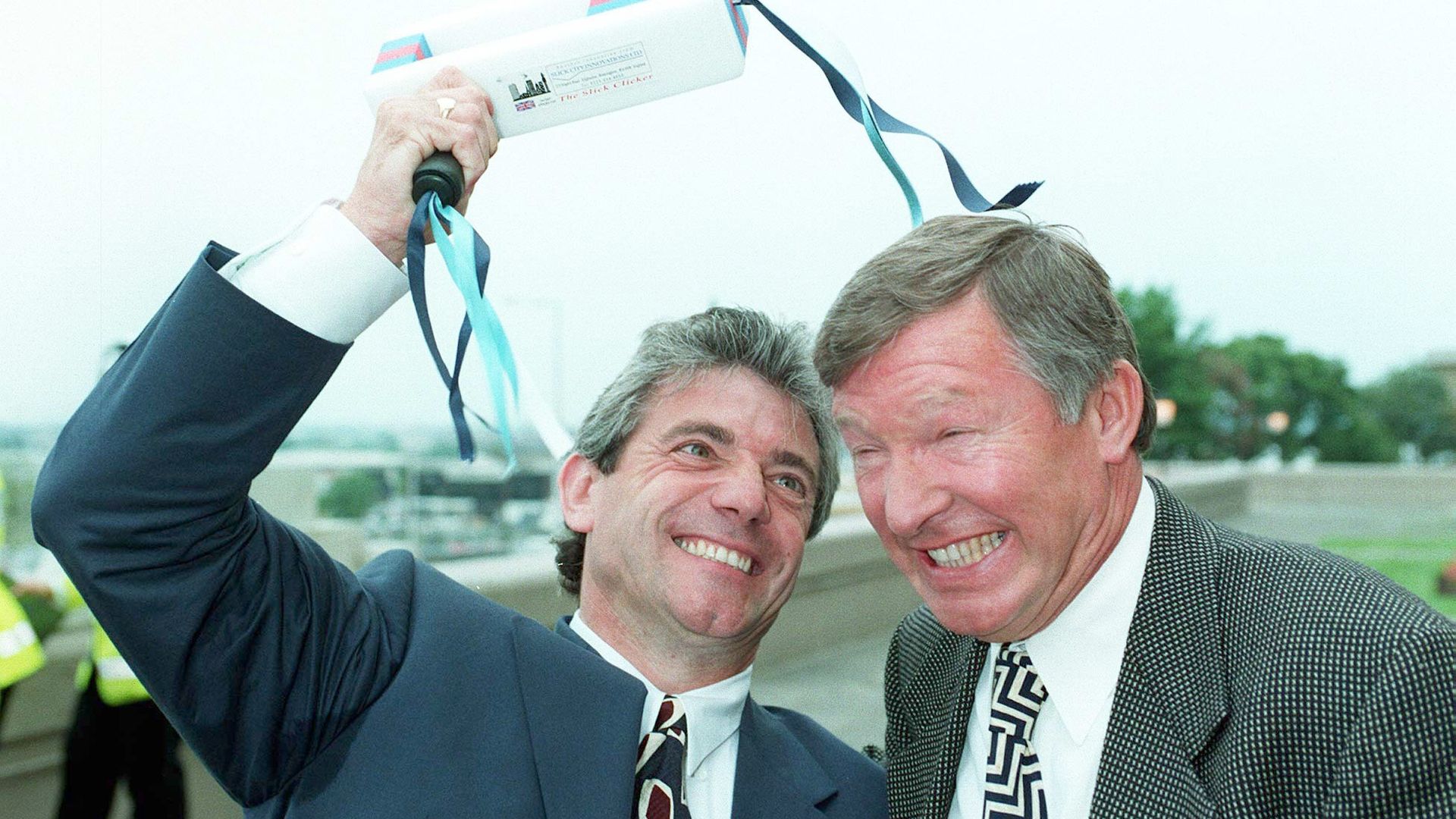 Sir Alex Ferguson pays tribute to former rival Kevin Keegan