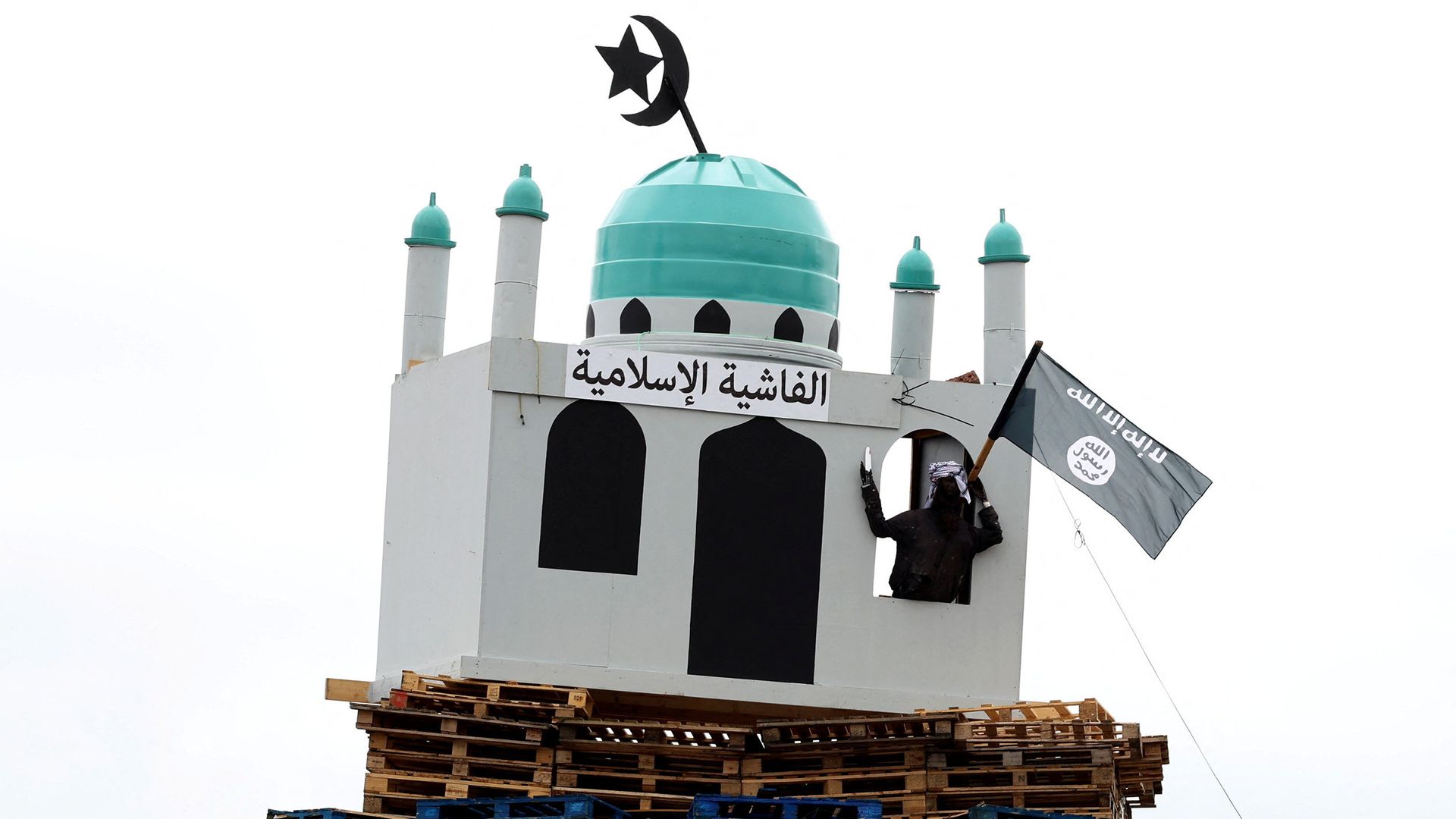 Mosque replica on bonfire condemned as act of ‘vile’ racial hatred