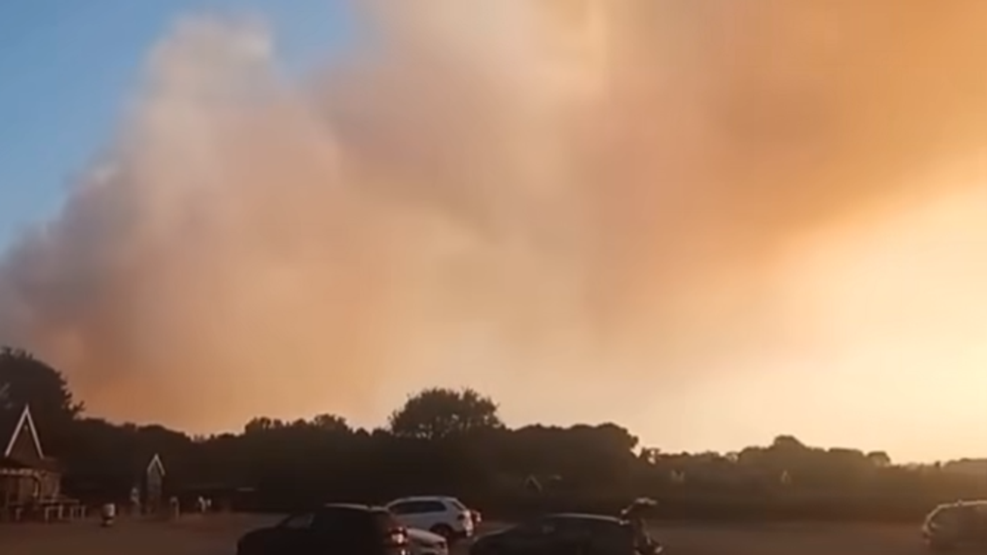 Major incident declared after large wildfire breaks out – as UK warned of ‘new normal’