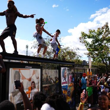 Notting Hill Carnival continues with thousands in the streets