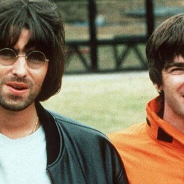 Oasis reunion tour promoter granted licence for Knebworth