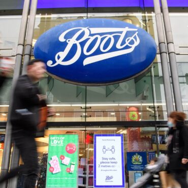 £6.7bn deal announced to buy Boots’ 1,800 UK and Ireland stores