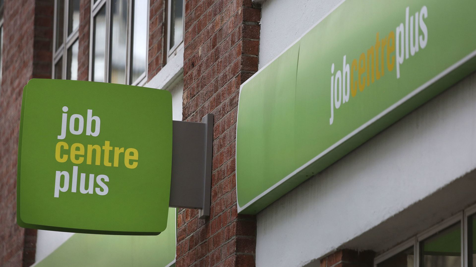 Surprise dip in jobless rate supports interest rate hike