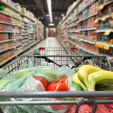 Grocery inflation ticks up again – as energy costs weigh on shoppers