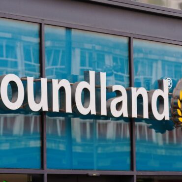 Irish property group in talks about rescue deal for Poundland