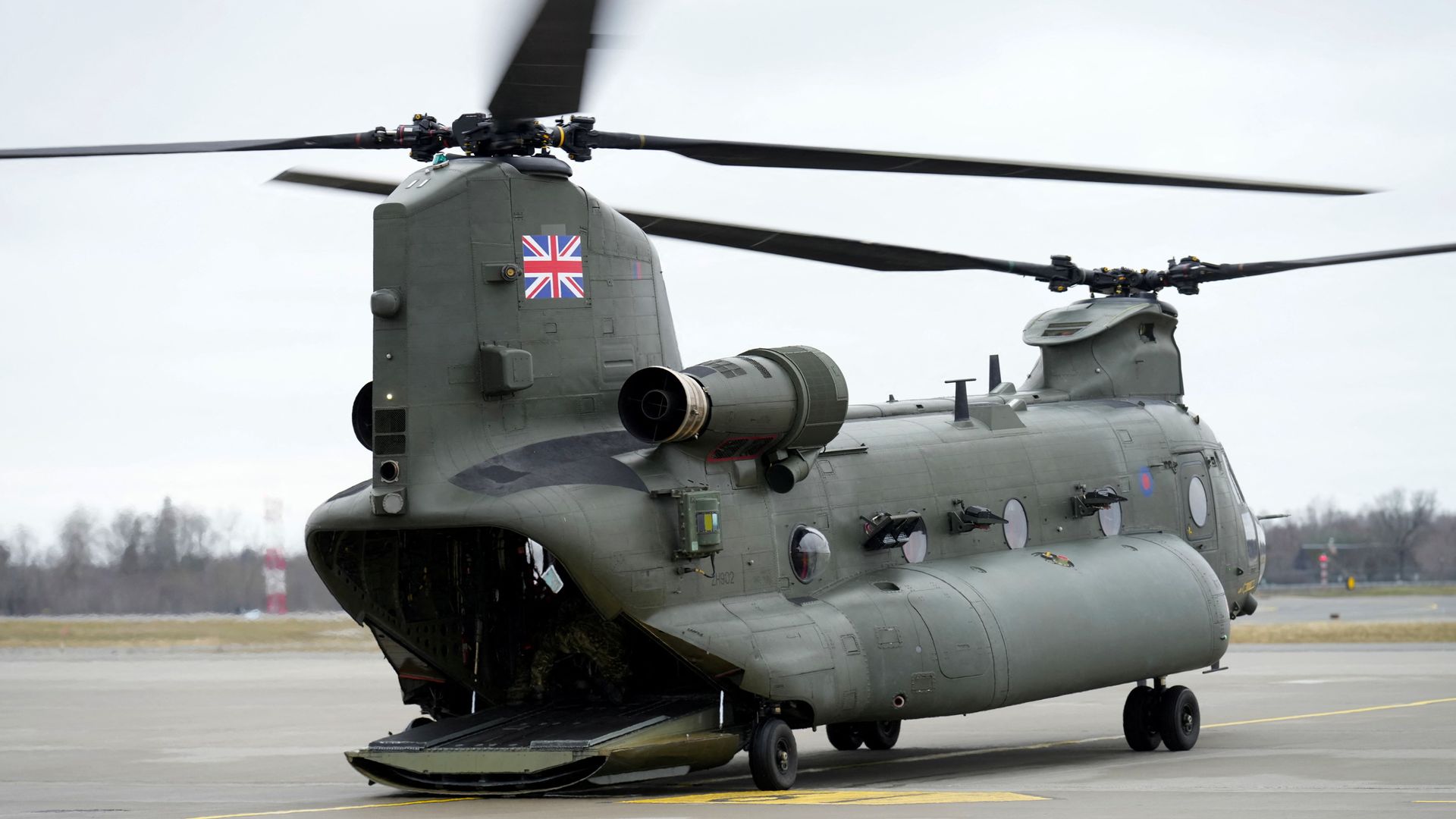 Military aircraft to be equipped to fight wildfires